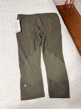Lululemon Olive Green Pace Rival Crop 22”